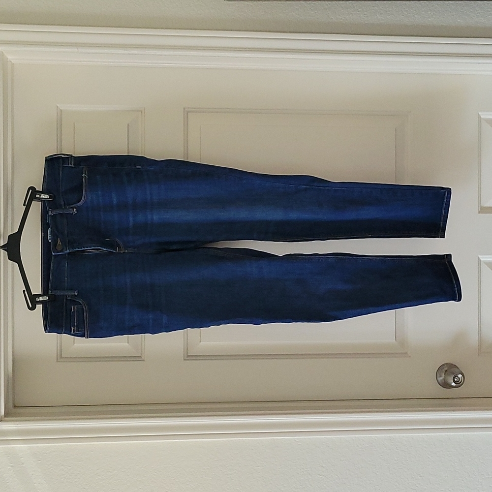 Old Navy Rockstar Super Skinny High Rise Jeans. Size 14